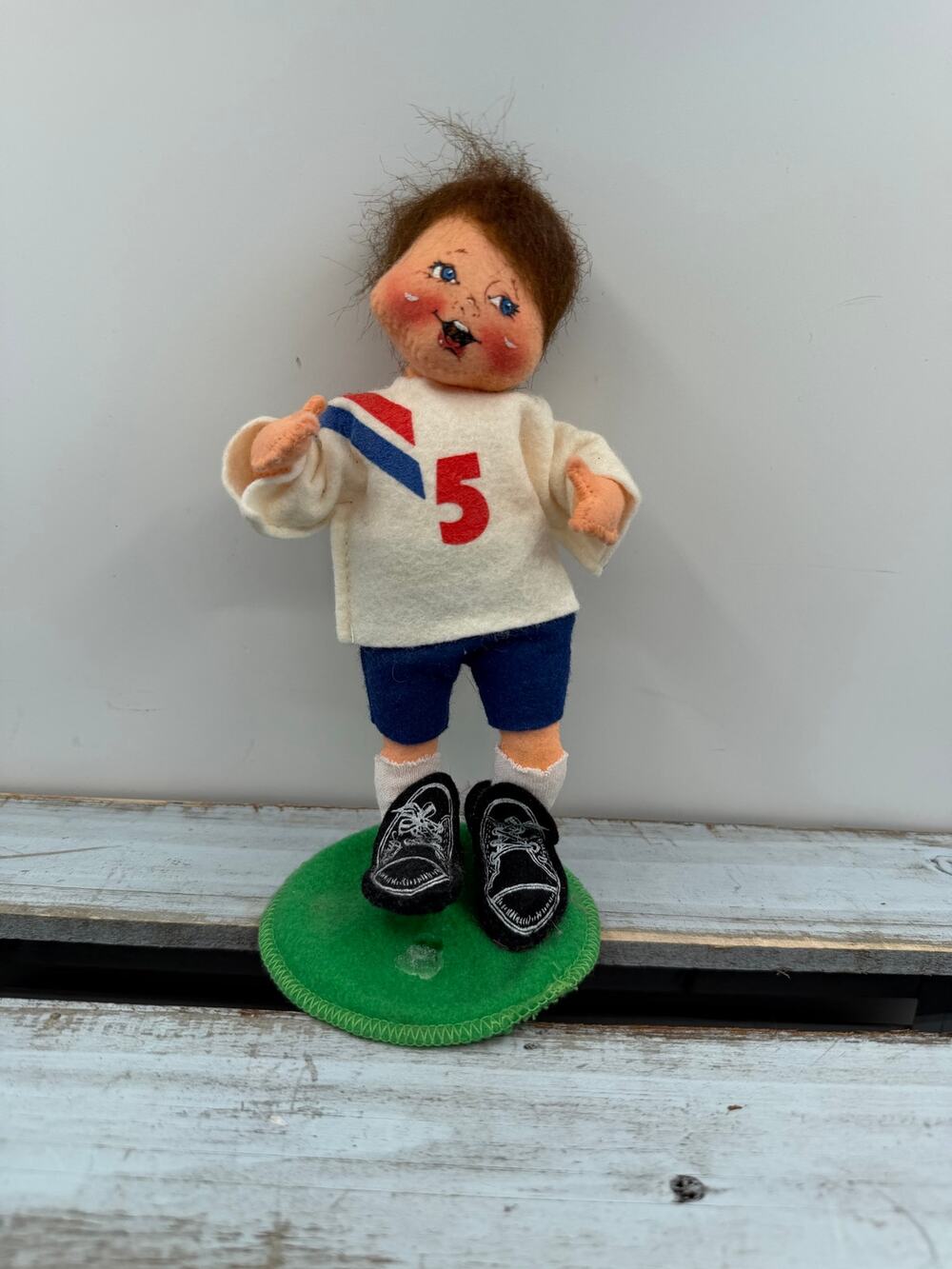 Annalee Mobilitee Doll - 7" Soccer Player Boy No 5 - Felt Figure - USA Made